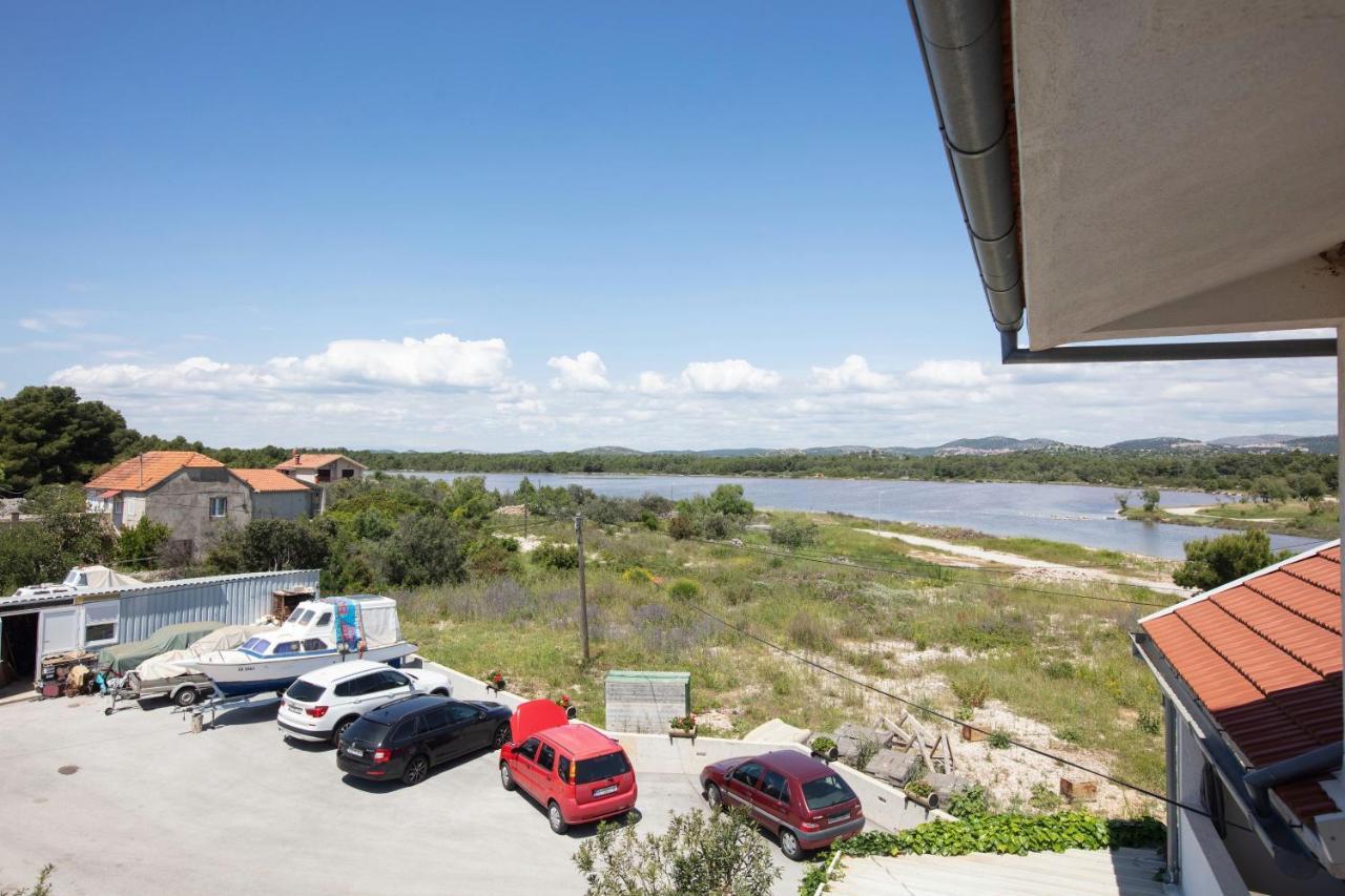Apartments With A Parking Space Zablace, Sibenik - 4219 Buitenkant foto