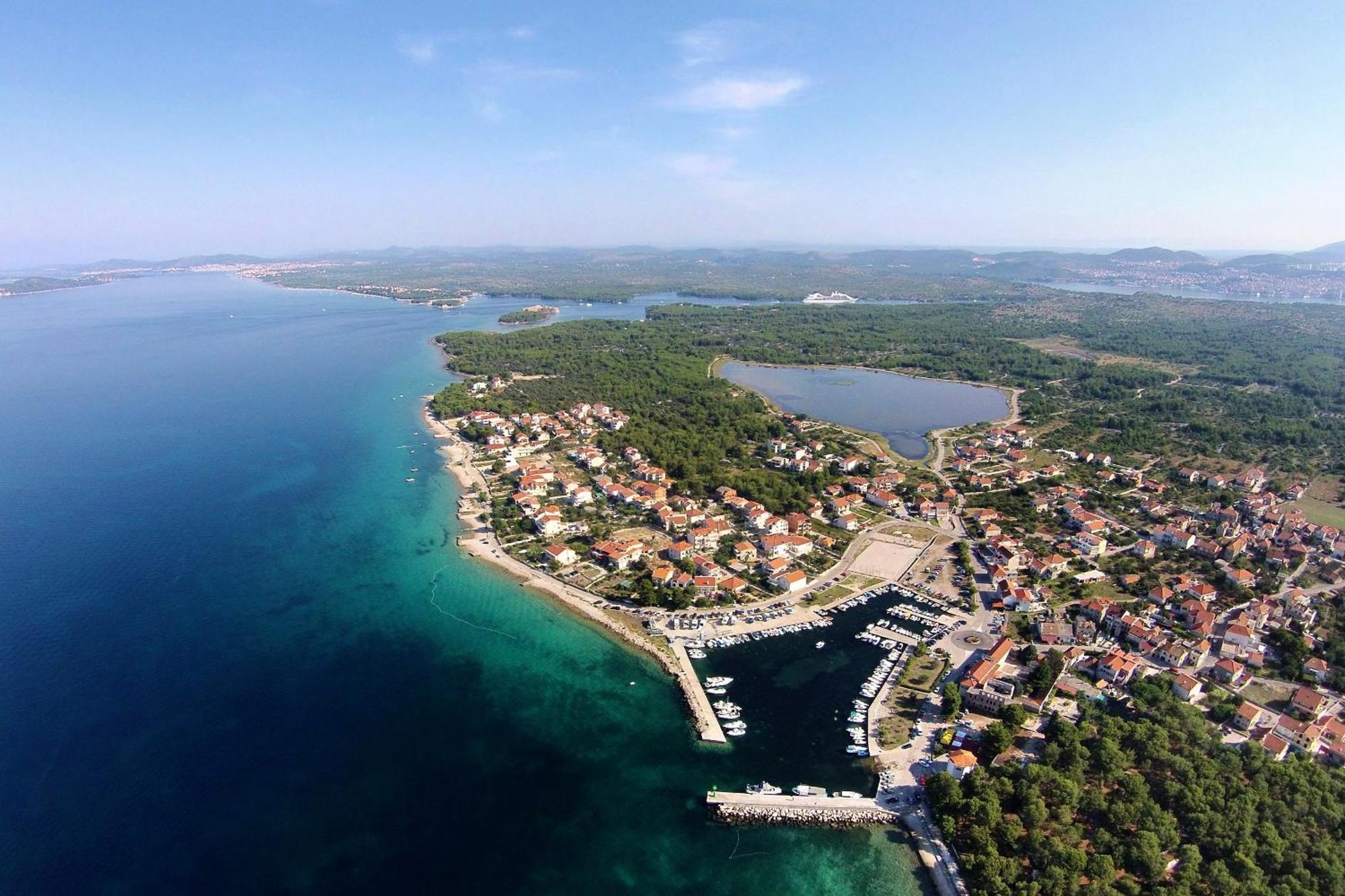 Apartments With A Parking Space Zablace, Sibenik - 4219 Buitenkant foto